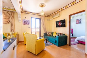 Books - Beautiful and spacious apartment in Marrakech

 (Marrakech, Marrakech-Safi, Morocco)