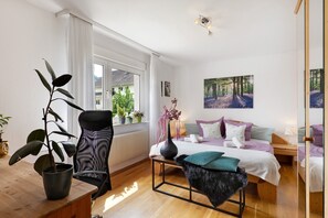 1 habitación, tabla de planchar con plancha y wifi gratis 