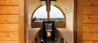 Apartment 'Seeluft Direkt Am Wasser' with Lake View, Private Terrace and Wi-Fi