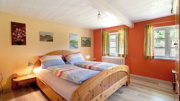 3 Schlafzimmer, Bügeleisen/Bügelbrett, kostenloses WLAN, Bettwäsche