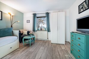 TV - Holiday Home 'Harmonie Tiny House' (Oyten)