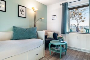 1 bedroom, free WiFi, bed sheets - Holiday Home 'Harmonie Tiny House' (Oyten)