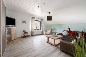 TV - Apartment 'Harmonie Wohnung' (Oyten)