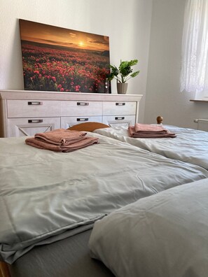 3 soverom, wi-fi (inkludert) og sengetøy