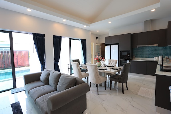 Luxury Villa | Living area