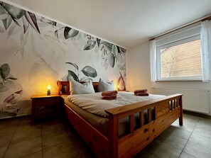 8 camere, Wi-Fi gratuito, lenzuola