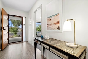 Interior - Impress on Empress I 6 BR Pet-Friendly Family Home (Ocean Grove)