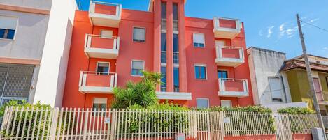 Familie appartement, meerdere slaapkamers, 2 badkamers (Porta Di Mare Apartment) | Exterieur