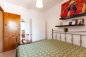 2 bedrooms, free WiFi, bed sheets - Villetta Roma With Fancy Garden (Melendugno)