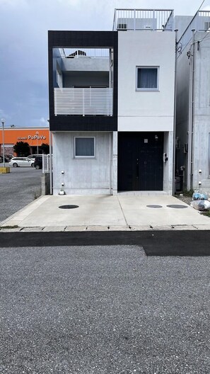 Exterior - Casa YONNA Miyakojima (Miyakojima)