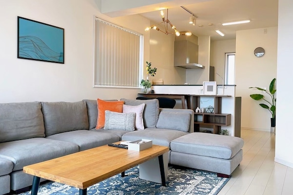 House | Living area | Smart TV, Netflix, streaming services