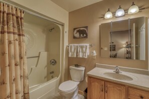 Unclassified image, 5 of 30, button