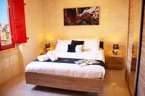 Family Townhome, Multiple Bedrooms (Kenn Gozitan villa and pool) - Kenn Gozitan Villa and Pool (Gharb)