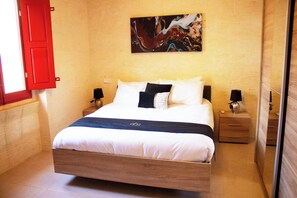 패밀리 타운홈, 침실 여러 개 (Kenn Gozitan villa and pool) | 4 개의 침실, 책상, 무료 WiFi, 침대 시트