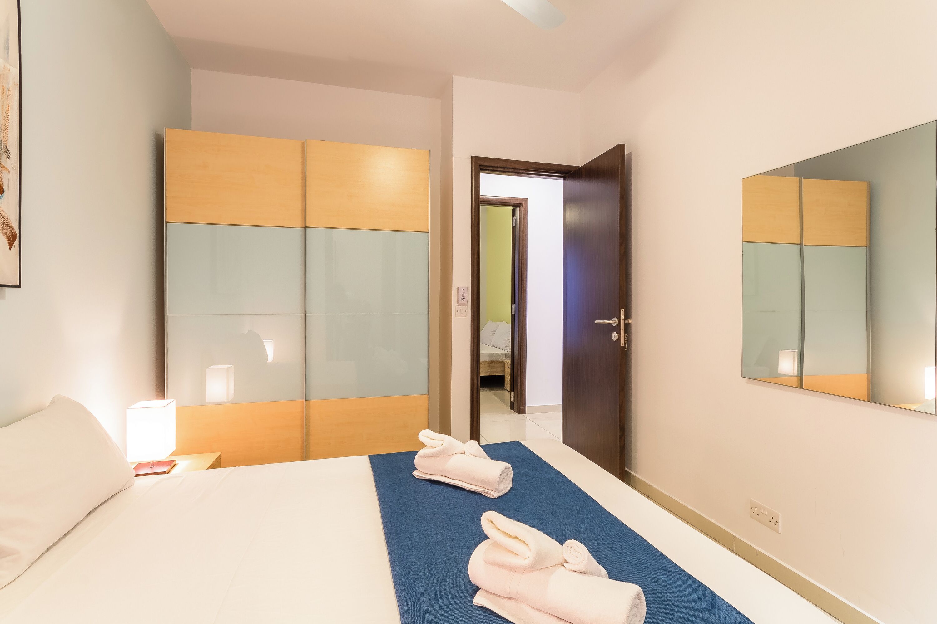 3 Schlafzimmer, laptopgeeigneter Arbeitsplatz, Bügeleisen/Bügelbrett