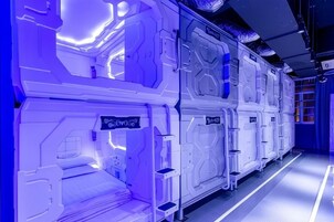 Televisión LCD de 30 pulgadas con canales por cable