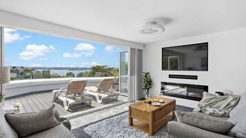 Luxury Penthouse, 2 Bedrooms, Balcony, Sea View (The Penthouse) | Premium bedding, laptop workspace, iron/ironing board