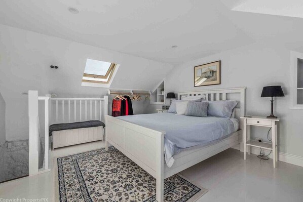 1 habitación, tabla de planchar con plancha y wifi 