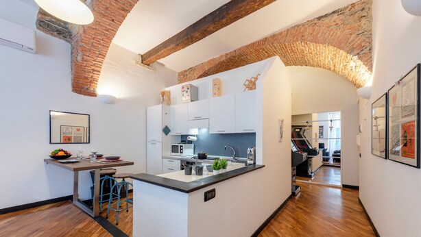 Apartemen Keluarga, 2 kamar tidur, microwave (Charming Apartment Next To Genoa's) | Dapur kecil pribadi