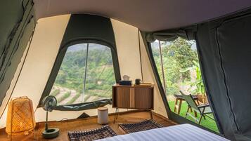 Tenda Deluks | Area keluarga