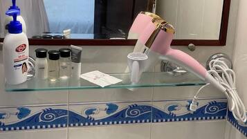 Room | Bathroom | Shower, designer toiletries, towels, soap
