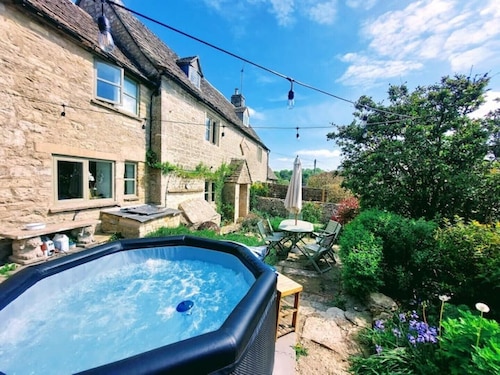 Luxury Cosy Cottage In Magical Bibury