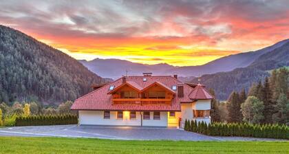 Neunerspitze Comfortable holiday residence