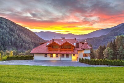 Neunerspitze Comfortable holiday residence