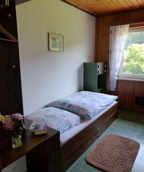 2 Schlafzimmer, Bügeleisen/Bügelbrett, Internetzugang, Bettwäsche