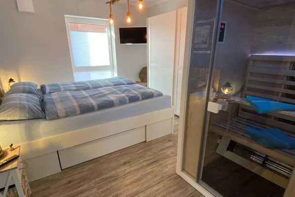 1 chambre, fer et planche à repasser, accès au Wi-Fi (inclus)