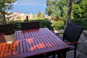 Outdoor dining - Villa Hermanno - stunning view (Luino)