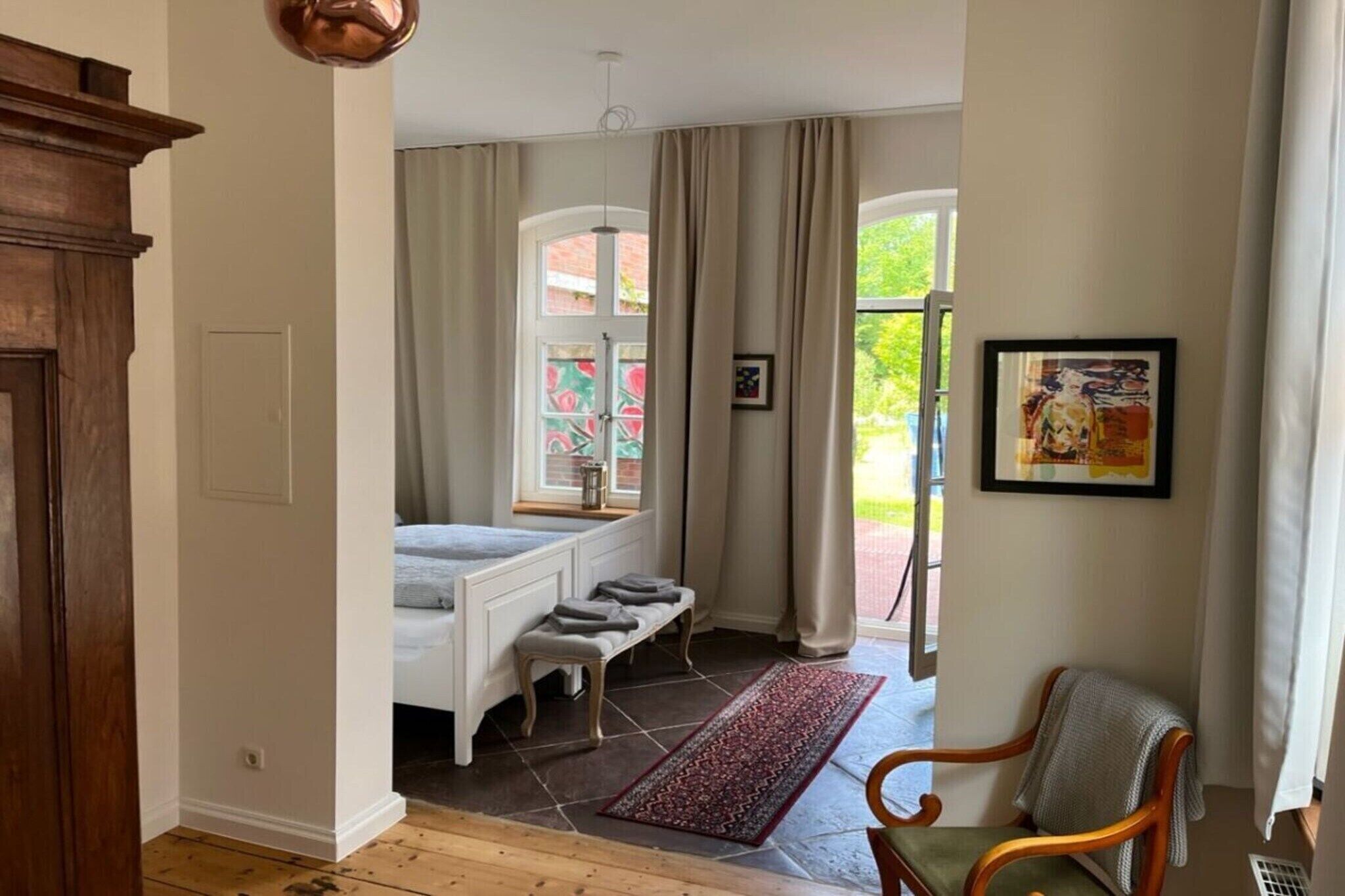 Schreibtisch, Bügeleisen/Bügelbrett, kostenloses WLAN, Bettwäsche