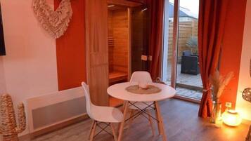 Luxury Loft | 1 bedroom, soundproofing, free WiFi
