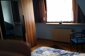 2 Schlafzimmer, Internetzugang, Bettwäsche
