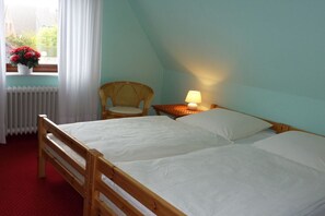 2 Schlafzimmer, Schreibtisch, kostenloses WLAN, Bettwäsche