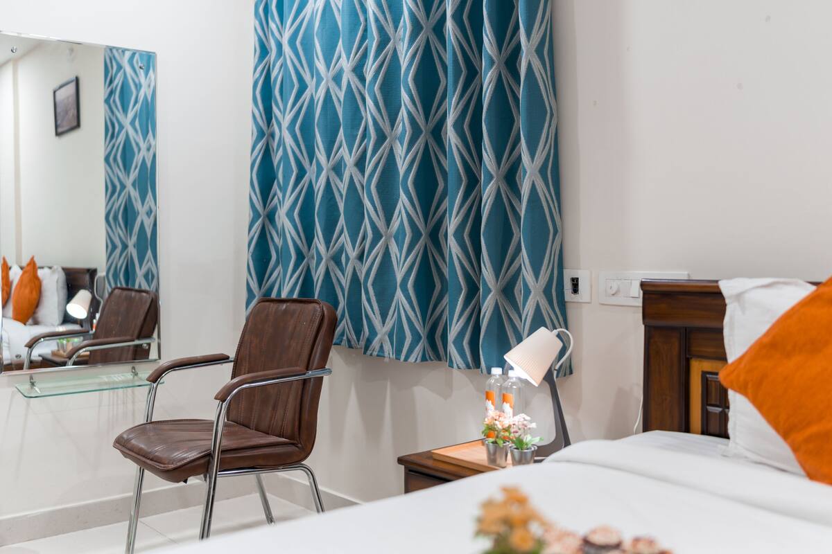Quarto básico | Wi-Fi de cortesia