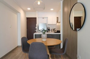 Dining - w* | Marvelous 2BR with balcony in Miraflores (Lima)