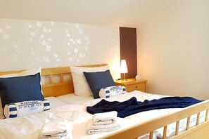 3 chambres, fer et planche à repasser, Wi-Fi gratuit