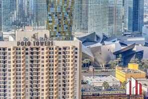 Exterior - MGM Signature-38-617 Top floor F1 View Balcony (Las Vegas)