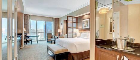 Schreibtisch, Bügeleisen/Bügelbrett, WLAN, Bettwäsche