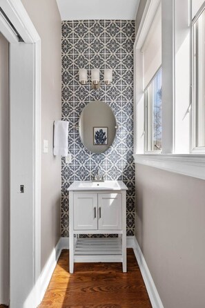 Interior - The Spring | Luxury Retreat w/ Patio (Charleston)