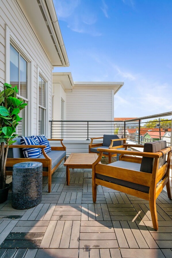 Terrace/patio - St. Philip | Luxury Home w/ Rooftop Patio (Charleston)