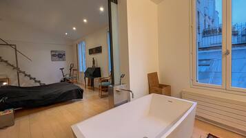 4 chambres, bureau, fer et planche Ă repasser, Wi-Fi gratuit