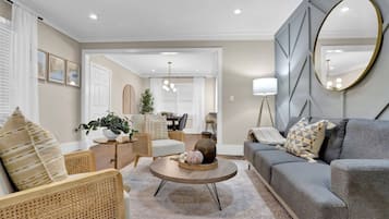 Smart TV, fireplace, offices, computer monitors