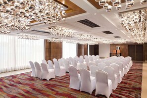 Ballroom - Ramada by Wyndham Gorakhpur Gorakhnath Mandir Road (Gorakhpur)