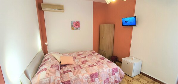 6 Schlafzimmer, WLAN, Bettwäsche