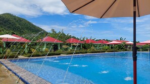 Outdoor pool - Mariden Resort & Homestay Siargao (Del Carmen)