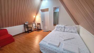 Comfort Twin Room | Desk, laptop workspace, free WiFi, bed sheets