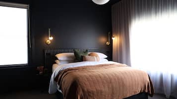 Executive Double Room | Premium bedding, pillowtop beds, free minibar, individually decorated