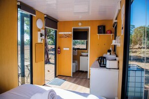 1 habitación y ropa de cama 